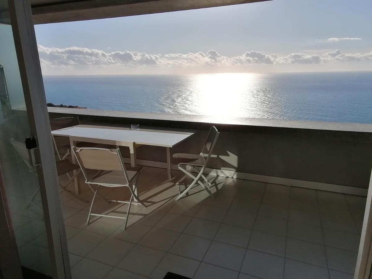 Appartement Loggia Vue Mer Panoramique, Piscine, Parking カップダイユ 部屋 写真